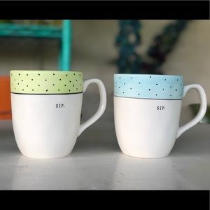 2 Rae Dunn “SIP” mugs.